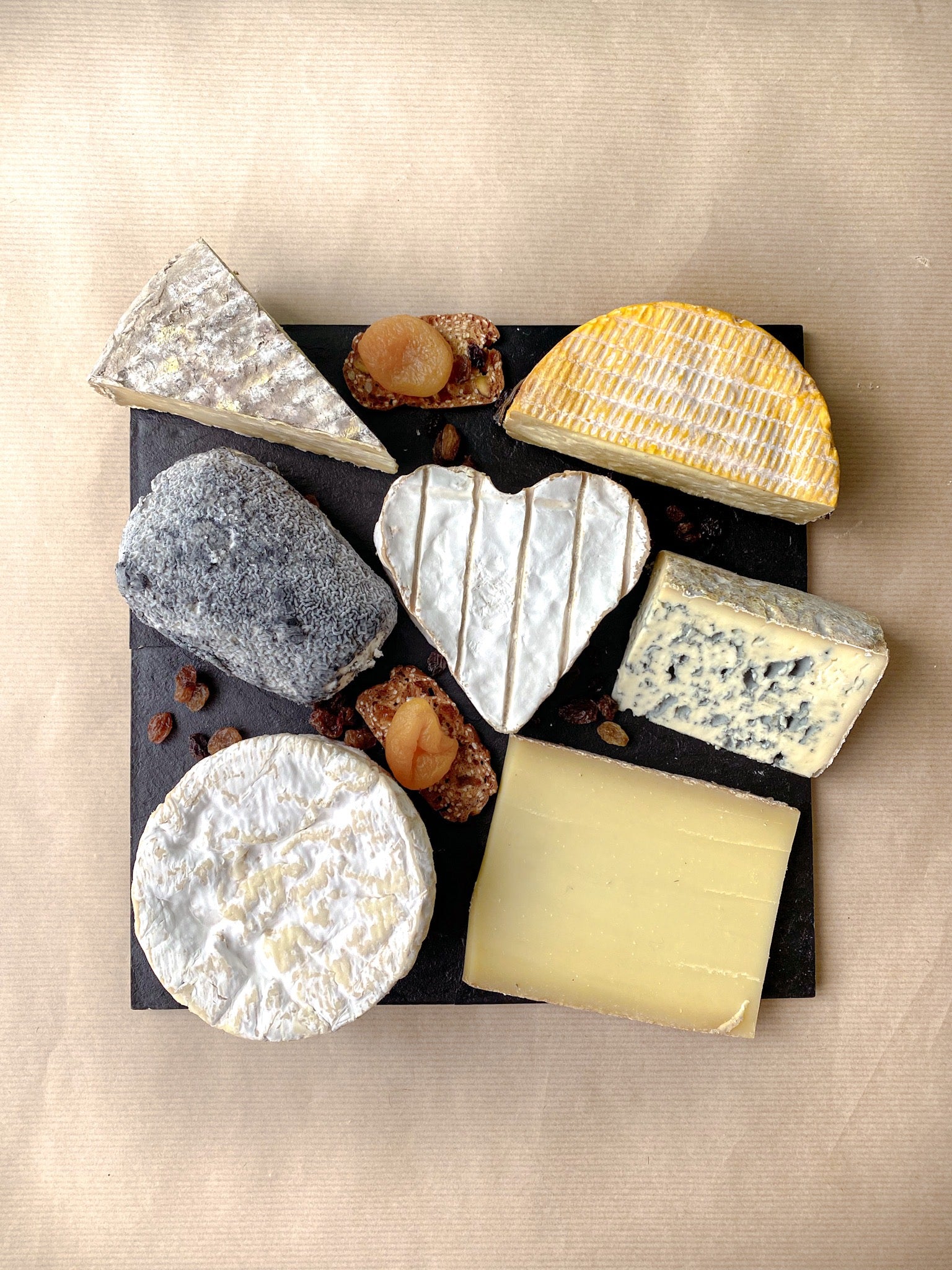 Plateau à fromage Sarreguemines en porcelaine gris - Label Emmaüs Plateau à fromage Sarreguemines en porcelaine gris - Label Emmaüs